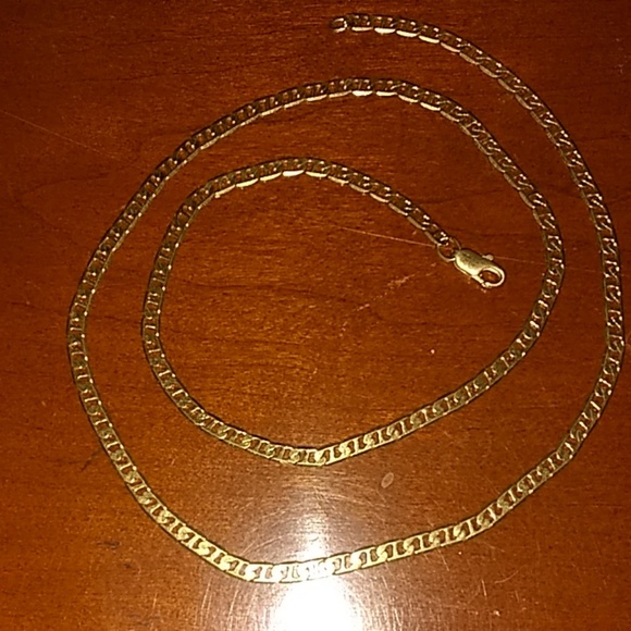 Beautiful Unisex Gold Necklace - Picture 3 of 6